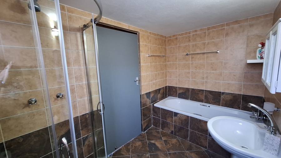 3 Bedroom Property for Sale in Dwarskersbos Western Cape